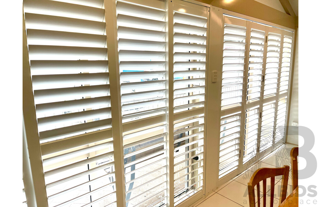 Alumnium Framed Patios Doors with Plantation Shutters