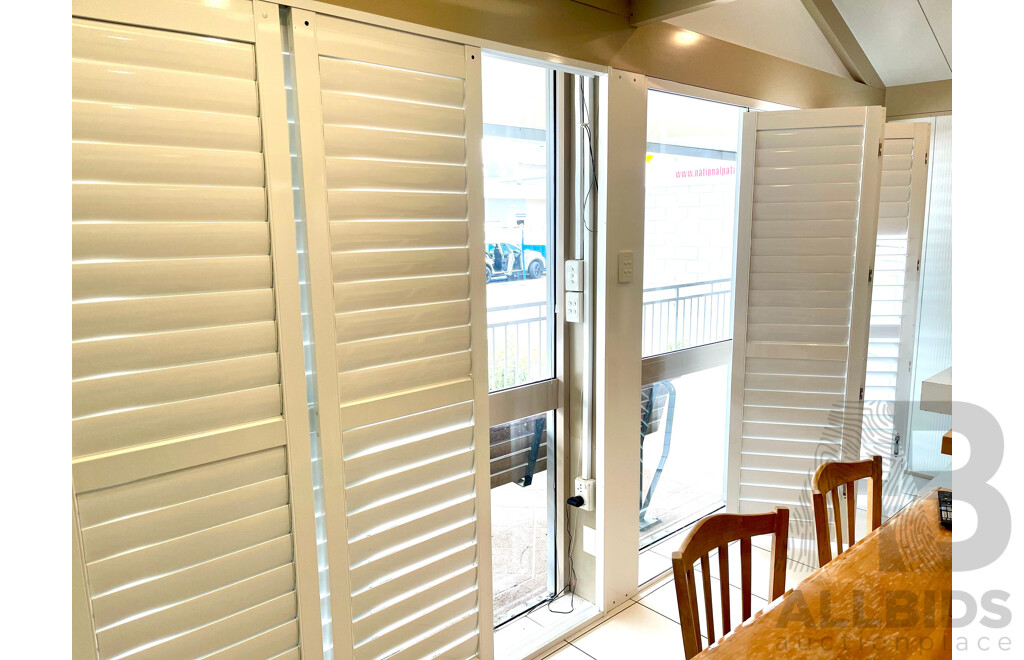 Alumnium Framed Patios Doors with Plantation Shutters