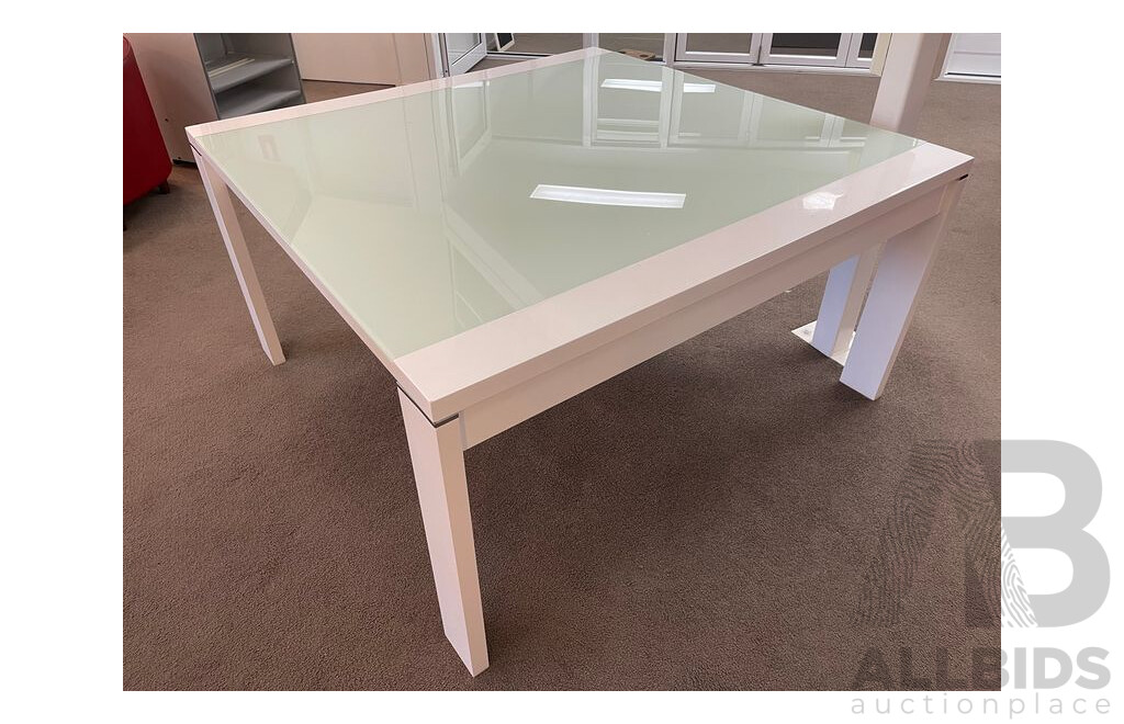 Contemporary Dining Table with Glass Top