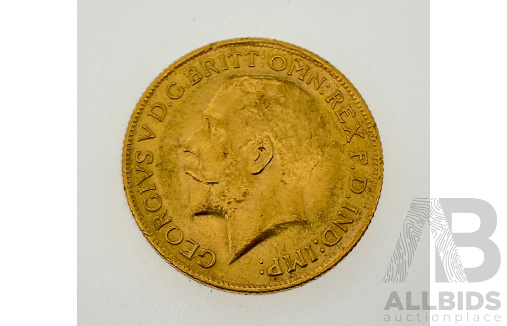 Australian 1925 Gold Sovereign, Sydney Mint .916