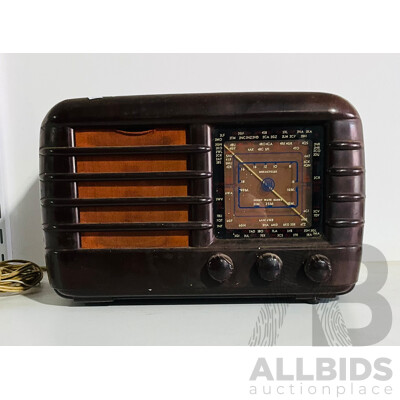 Vintage AWA Model 510 Radio