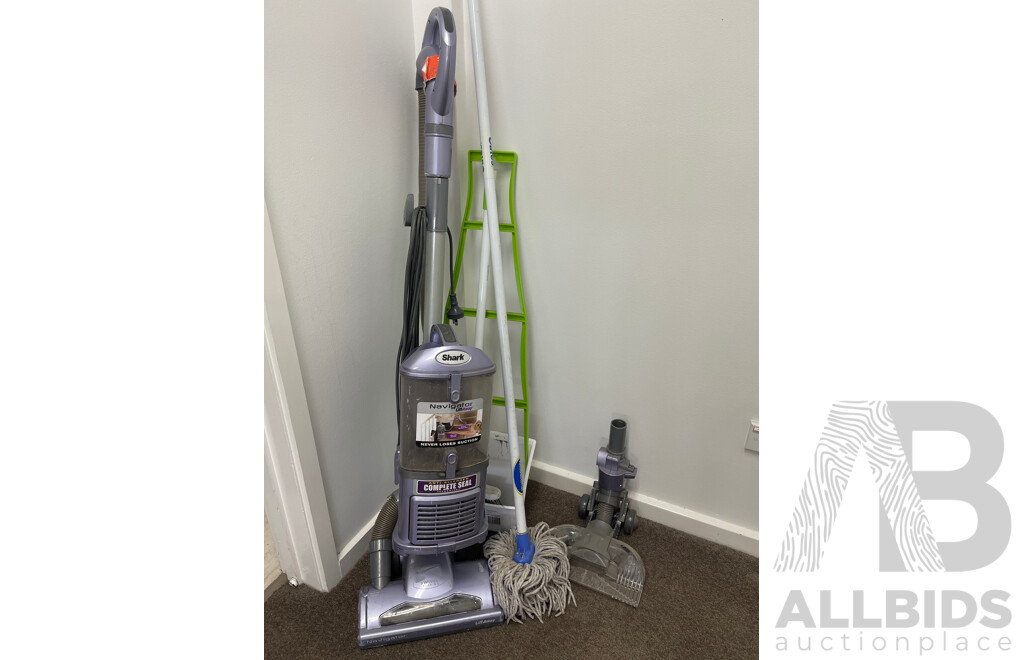 Shark Navigator Liftaway Upright Vacuum Cleaner and Accessories