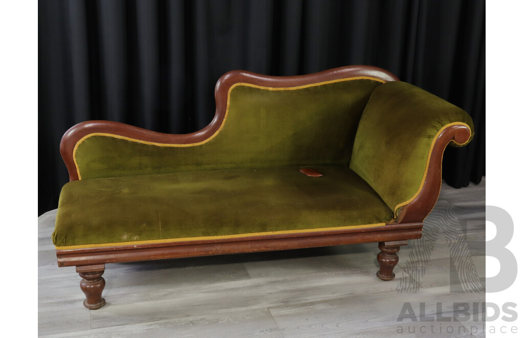 Late Victorian Mahogany Framed Chaise