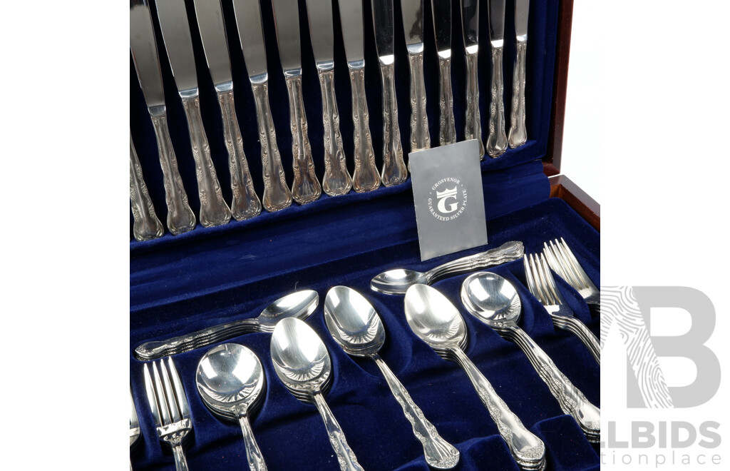 Grosvenor Silver Plate 57 PIece Flatware Set in Wooden Canteen