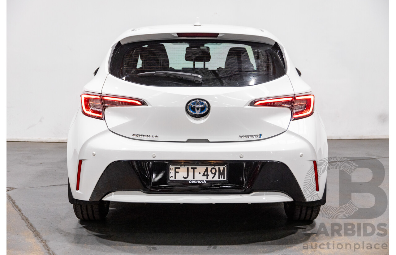 11/2020 Toyota Corolla Ascent Sport Hybrid ZWE211R MY21 4d Hatch White 1.8L / 90kW Hybrid