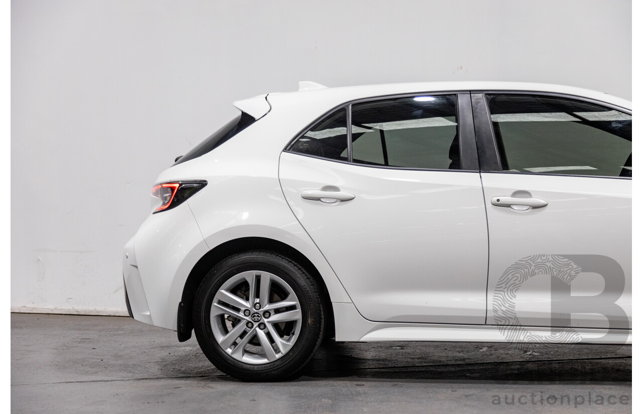 11/2020 Toyota Corolla Ascent Sport Hybrid ZWE211R MY21 4d Hatch White 1.8L / 90kW Hybrid