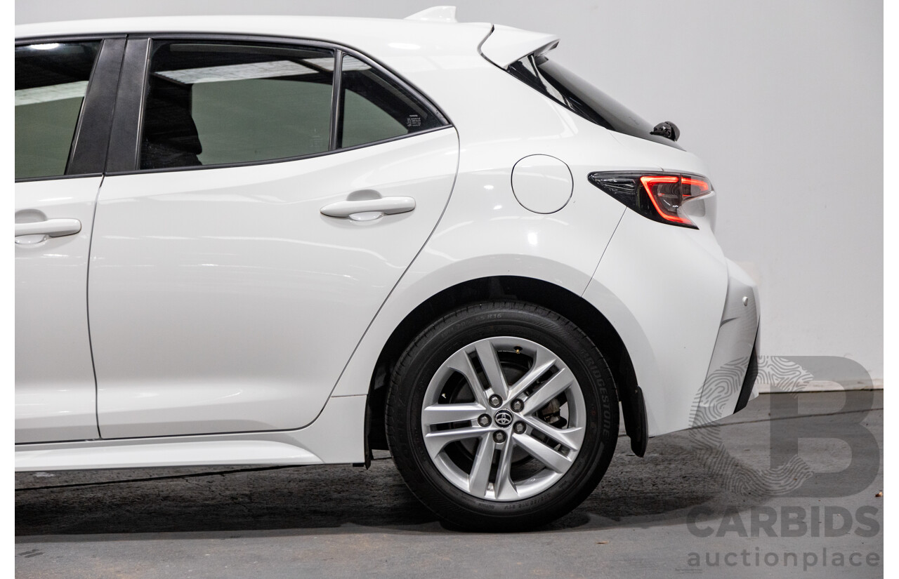 11/2020 Toyota Corolla Ascent Sport Hybrid ZWE211R MY21 4d Hatch White 1.8L / 90kW Hybrid