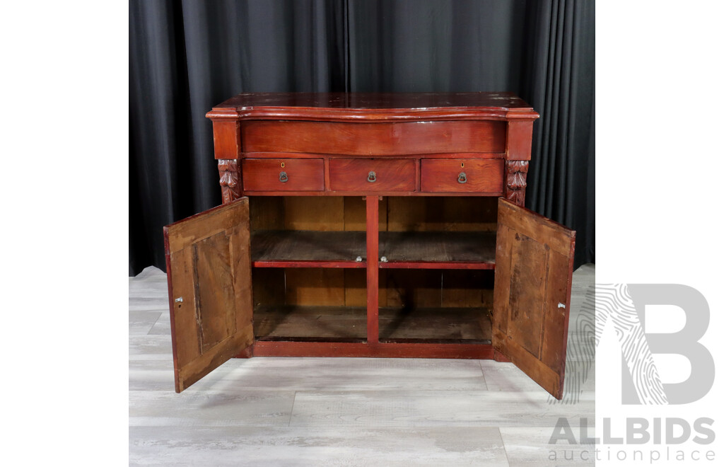 Victorian Cedar Serpentine Front Sideboard