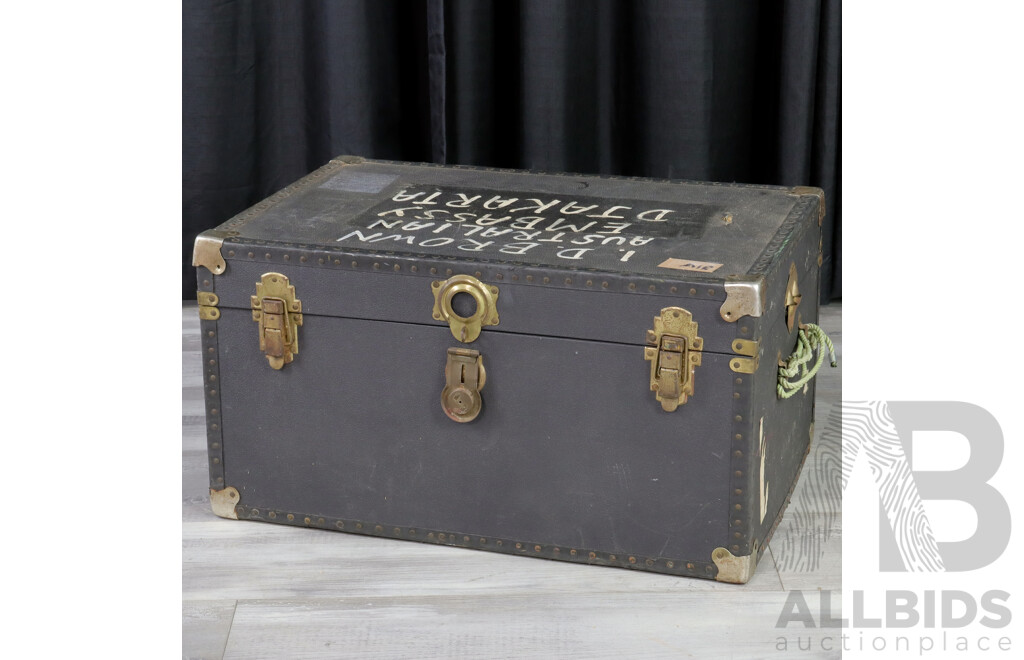 Vintage Shipping Trunk