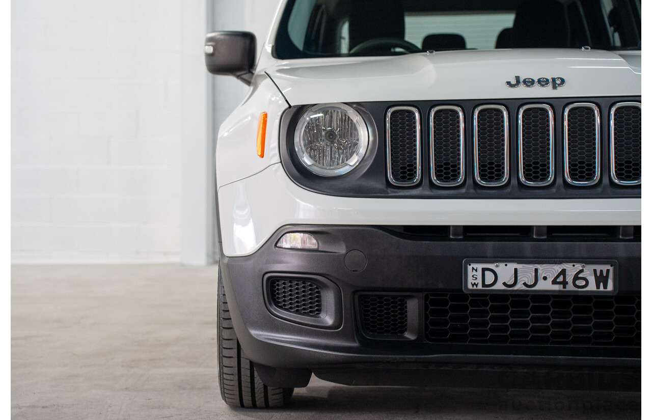 8/2016 Jeep Renegade Sport BU 4d Wagon Alpine White Turbo 1.4L