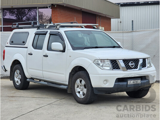 4/2015 Nissan Navara RX Silverline SE (4x4) D40 Dual Cab P/Up White 2.5L