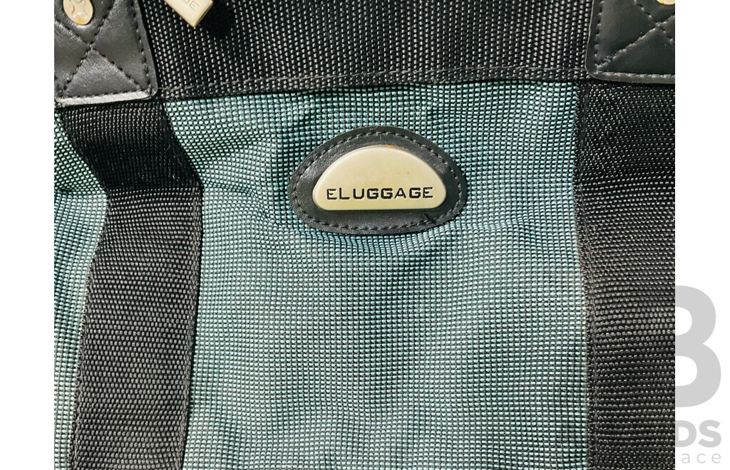 ELuggage Bag with 4 Lawn Bowls Balls