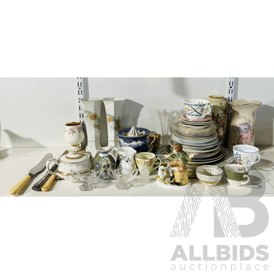 Large Collection of Vintage Tableware Including Cutlery, Porcelain Examples and Much More