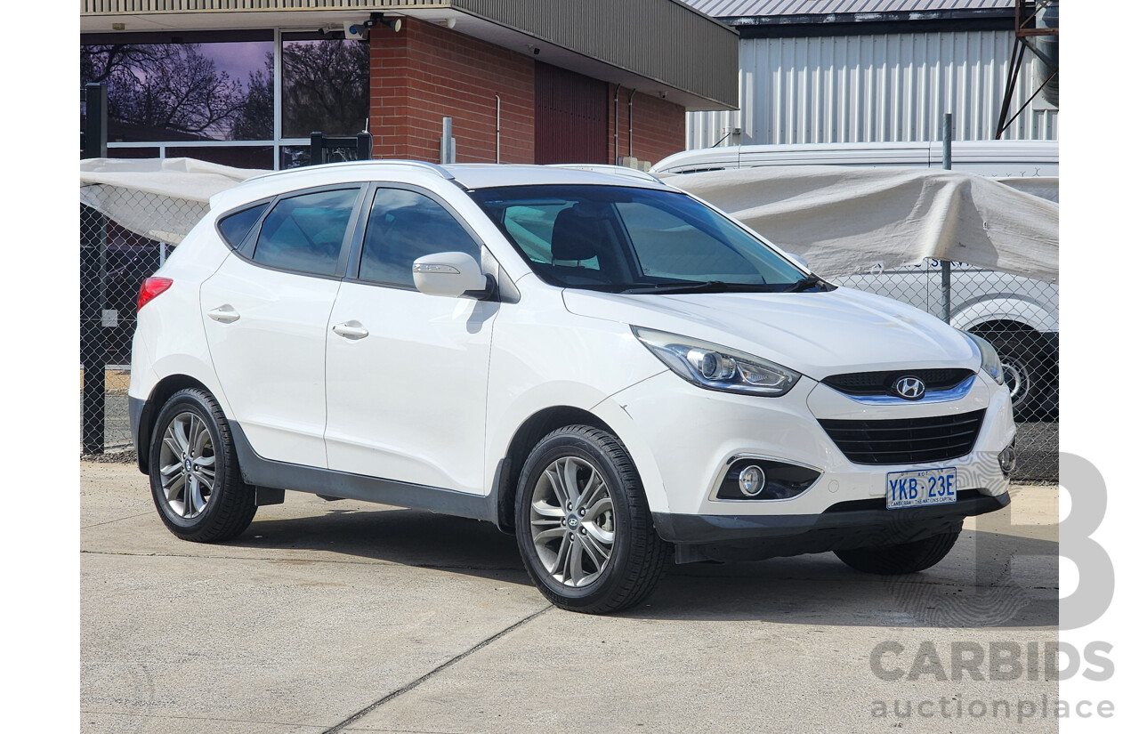 7/2014 Hyundai Ix35 SE (fwd) LM SERIES II 4d Wagon White 2.0L