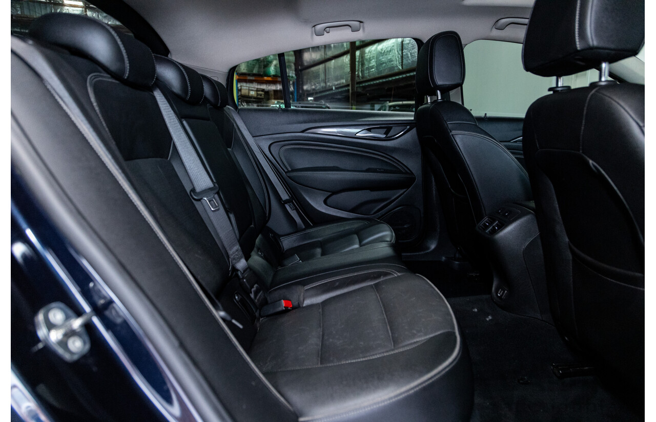 08/2018 Holden Calais V (AWD) ZB MY18 4d Sedan Darkmoon Blue Metallic 3.6L