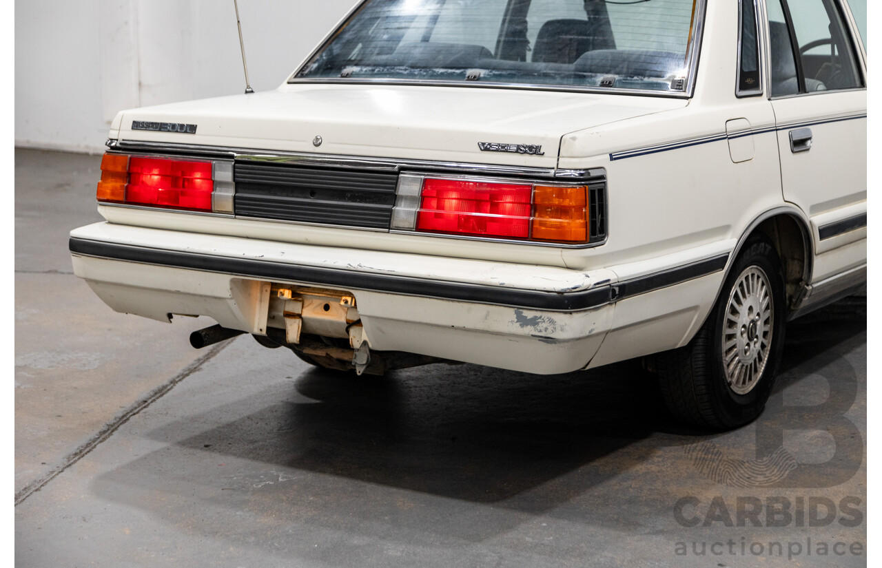 1/1985 Nissan 300 C (Cedric) PY30 4d Sedan White 3.0L