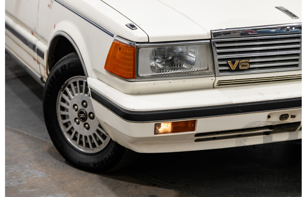 1/1985 Nissan 300 C (Cedric) PY30 4d Sedan White 3.0L