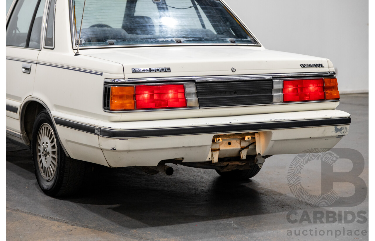 1/1985 Nissan 300 C (Cedric) PY30 4d Sedan White 3.0L