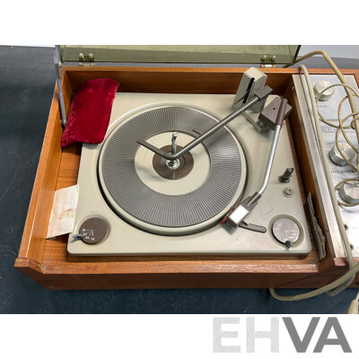 Vintage KRIESLER Q4 Stereo System & Record Player
