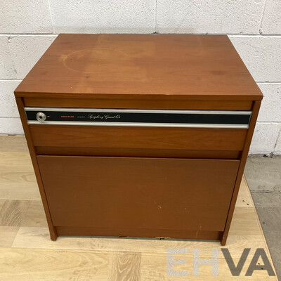 Vintage KRIESLER Q4 Stereo System & Record Player
