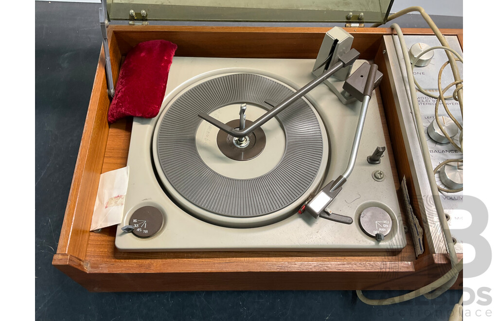 Kriesler Record Player