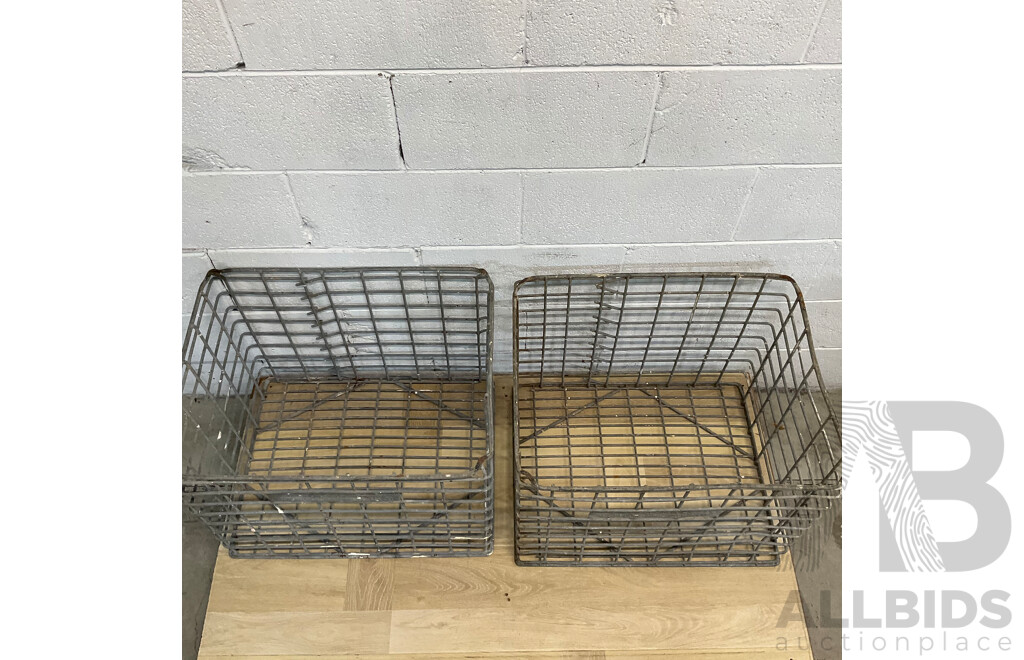 2X Vintage AUST GLASS MFRS Metal Crate