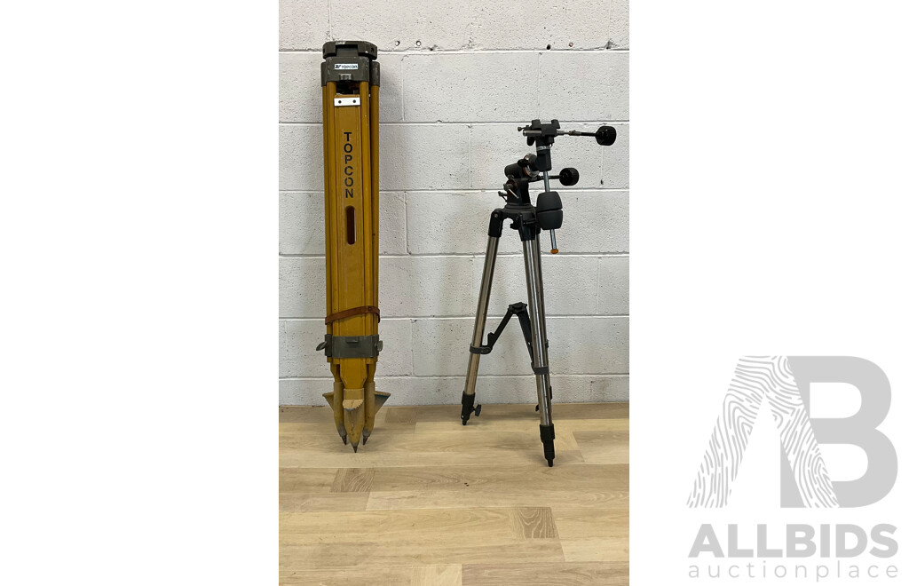 Topcon Surveyors Tripod and Weighted Telescope Tripod