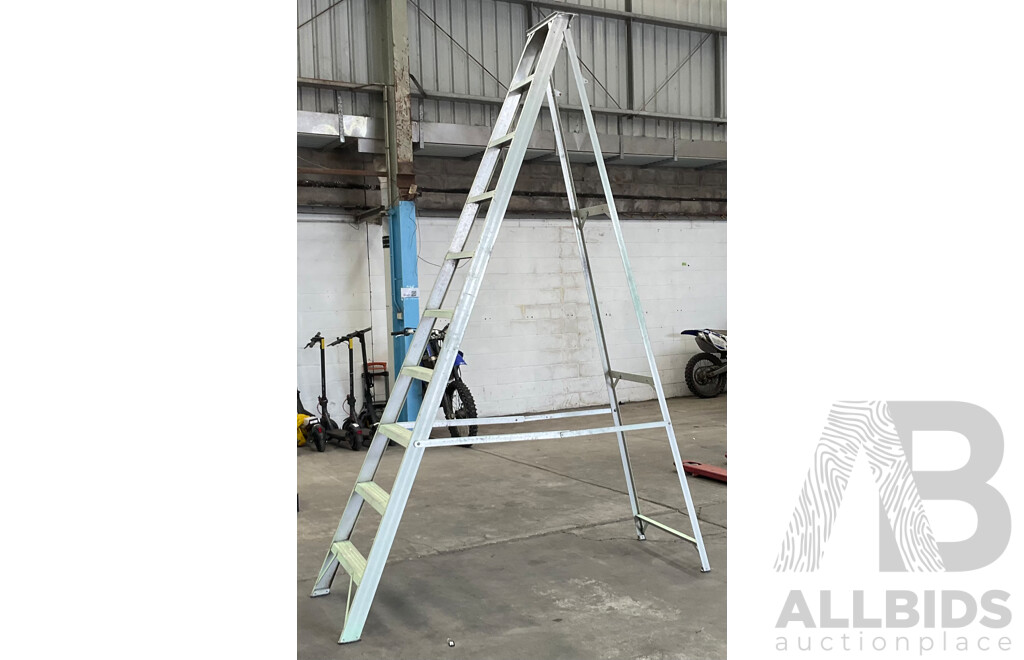 Aluminium Single Sided Step Ladder 300cm