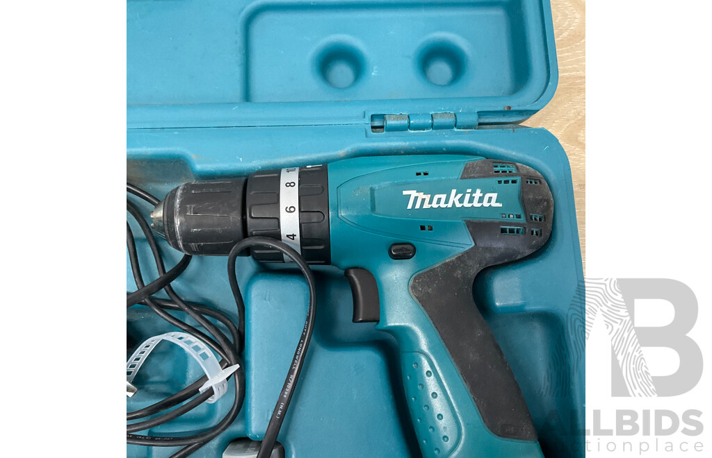 Makita 8281D Drill in Case