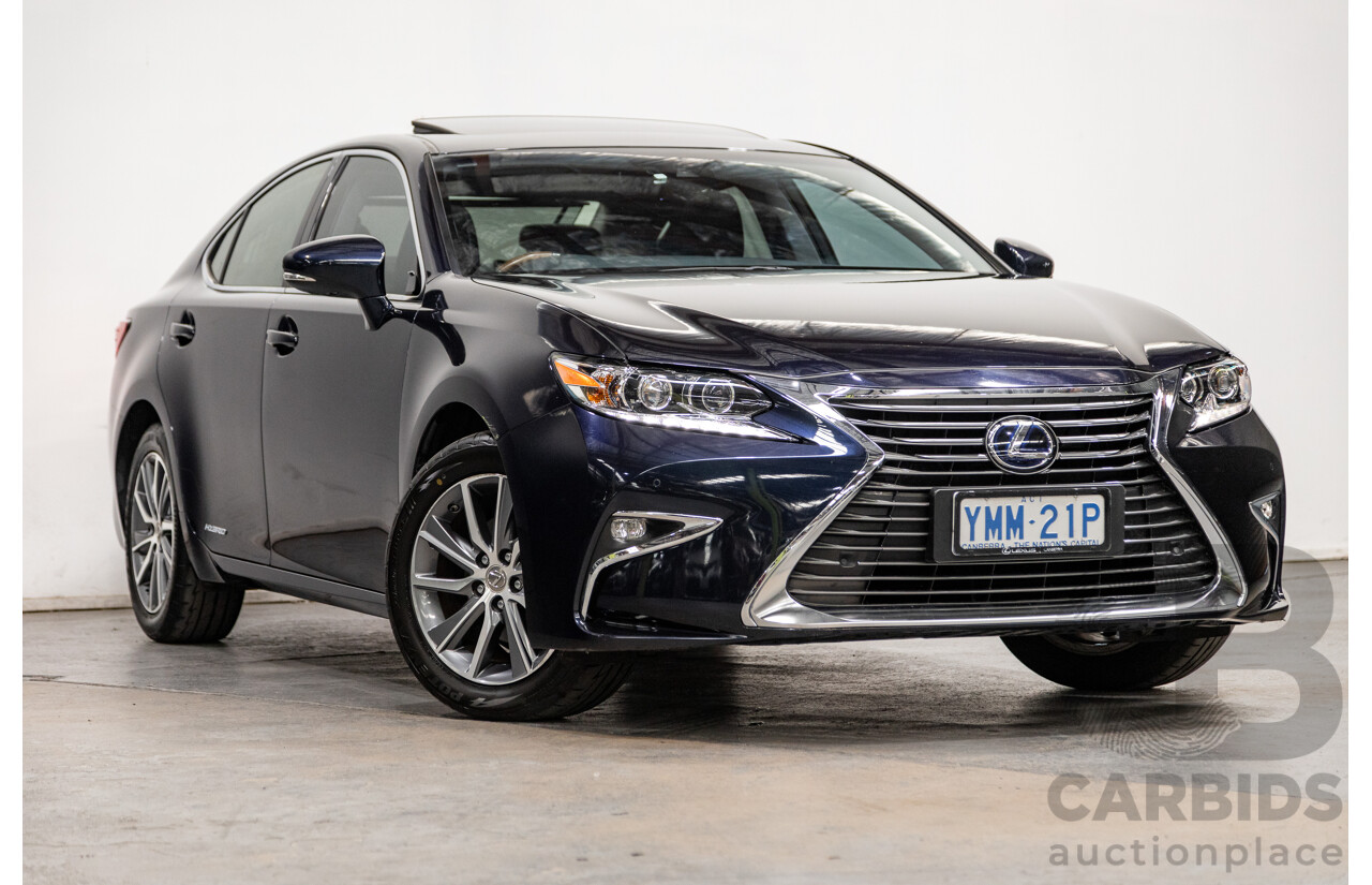 10/2017 Lexus ES300h Luxury Hybrid AVV60R MY17 4d Sedan Deep Blue Metallic 2.5L / 105kw