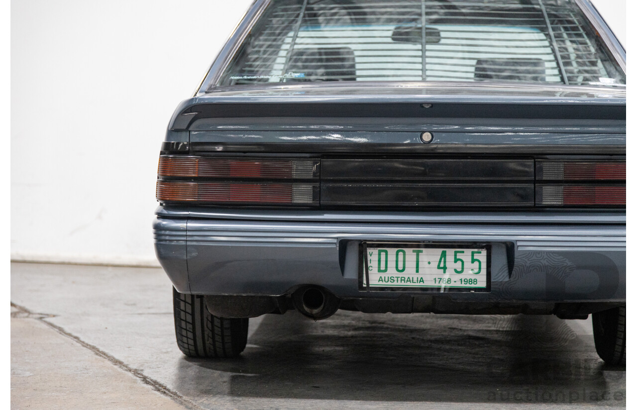 10/1987 Holden Commodore Executive VL HDT Designer Package 4d Sedan Eucumbene Blue V8 5.0L - Modified