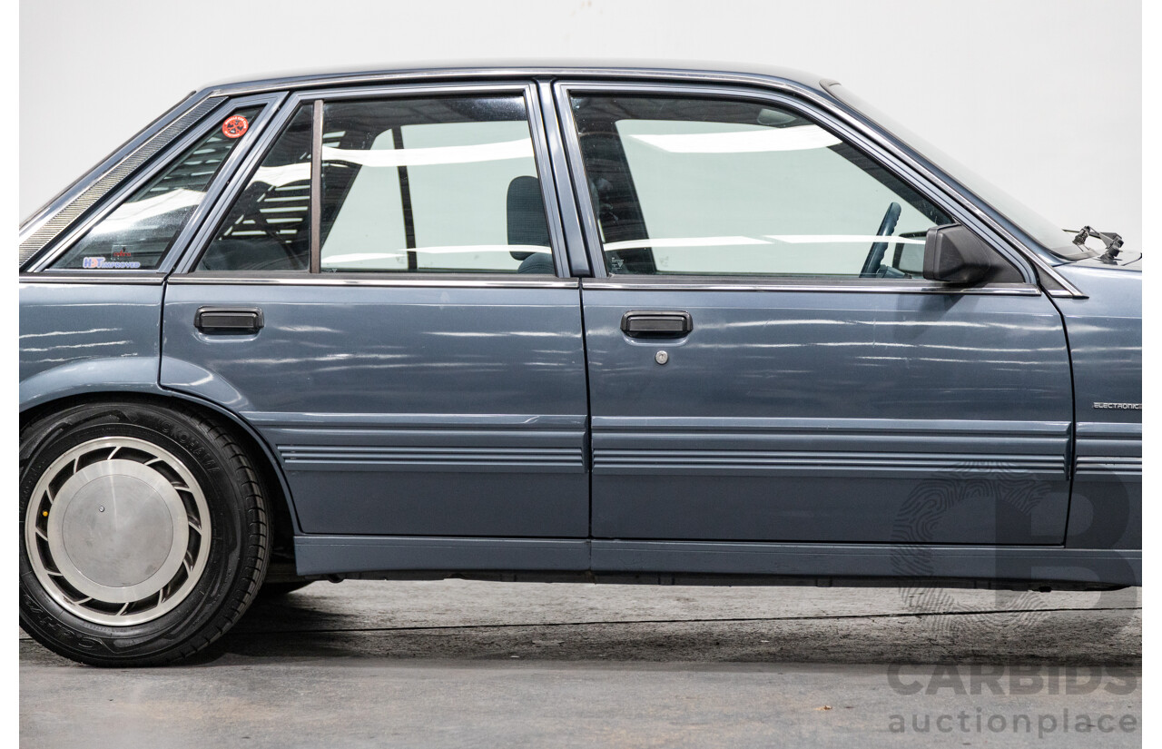 10/1987 Holden Commodore Executive VL HDT Designer Package 4d Sedan Eucumbene Blue V8 5.0L - Modified