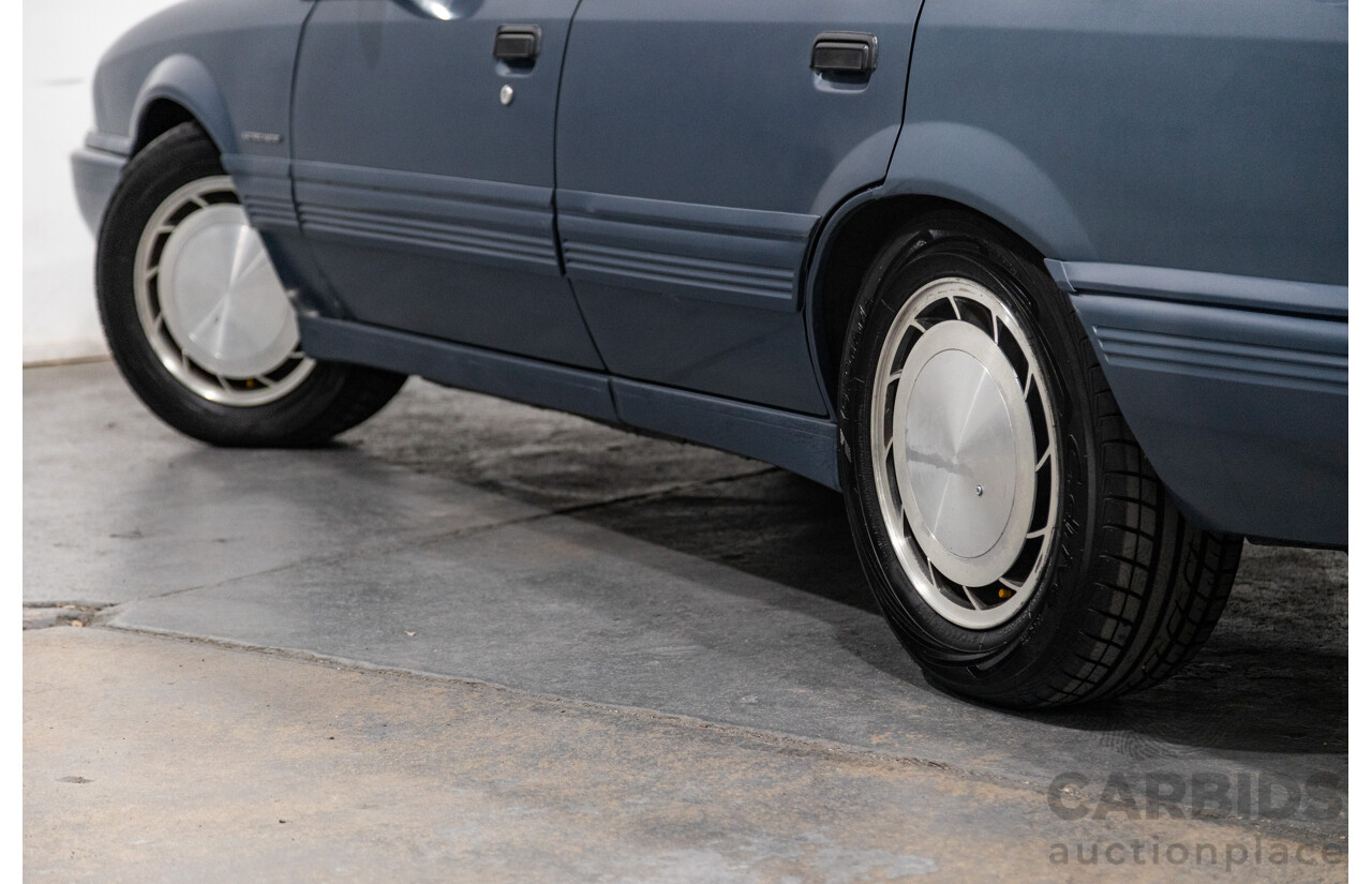 10/1987 Holden Commodore Executive VL HDT Designer Package 4d Sedan Eucumbene Blue V8 5.0L - Modified