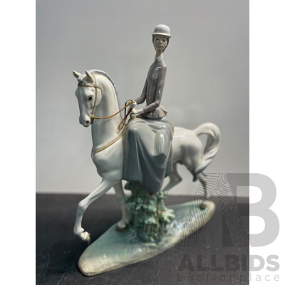 LLADRO Daisa Hand Made in Spain - Woman on Horse Porcelain Figurine