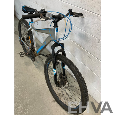 Diamondback Mountain Bike (48cm Frame)