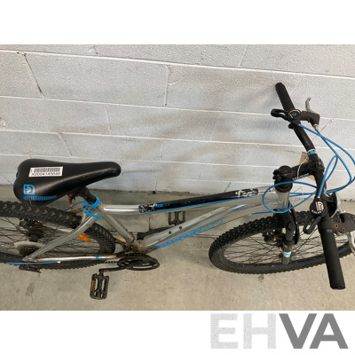 Diamondback Mountain Bike (48cm Frame)