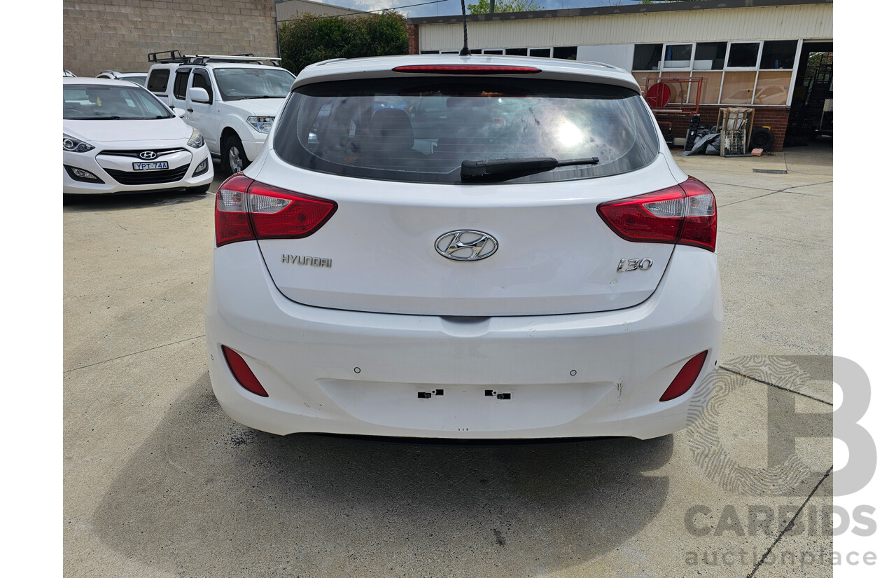 8/2012 Hyundai i30 Active GD 5d Hatchback White 1.8L