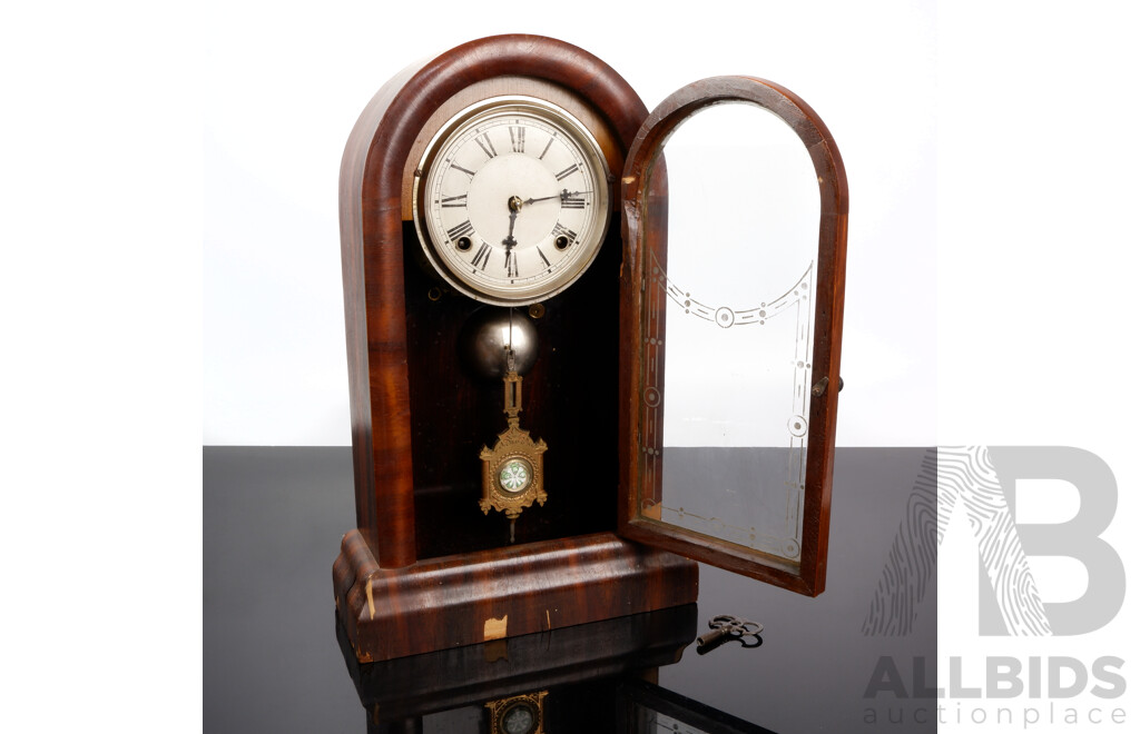 Vintage Round Top Veneered Chiming Clock with Visible Pendulum