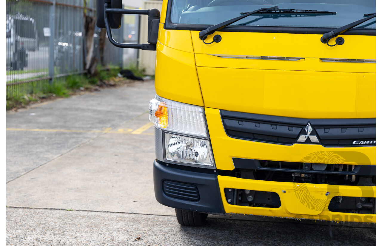 12/2015 Mitsubishi Canter L 7/800 4x2 Cab Chassis 2d Truck Turbo Diesel 3.0L