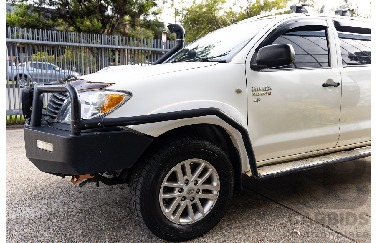 3/2007 Toyota Hilux SR KUN16R 06 Upgrade Dual Cab P/Up Glacier White Turbo Diesel 3.0L