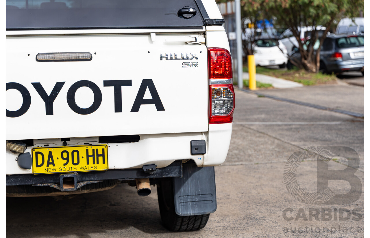 3/2007 Toyota Hilux SR KUN16R 06 Upgrade Dual Cab P/Up Glacier White Turbo Diesel 3.0L