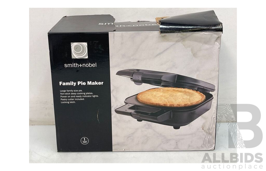 Smith and Noble Family Pie Maker - Brand New