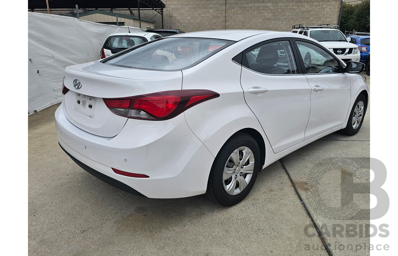 1/2014 Hyundai Elantra Active MD SERIES 2 (MD3) 4d Sedan White 1.8L