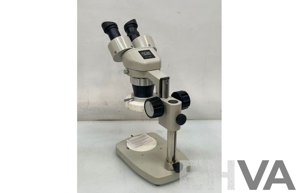 Kyowa Optical Co Microscope