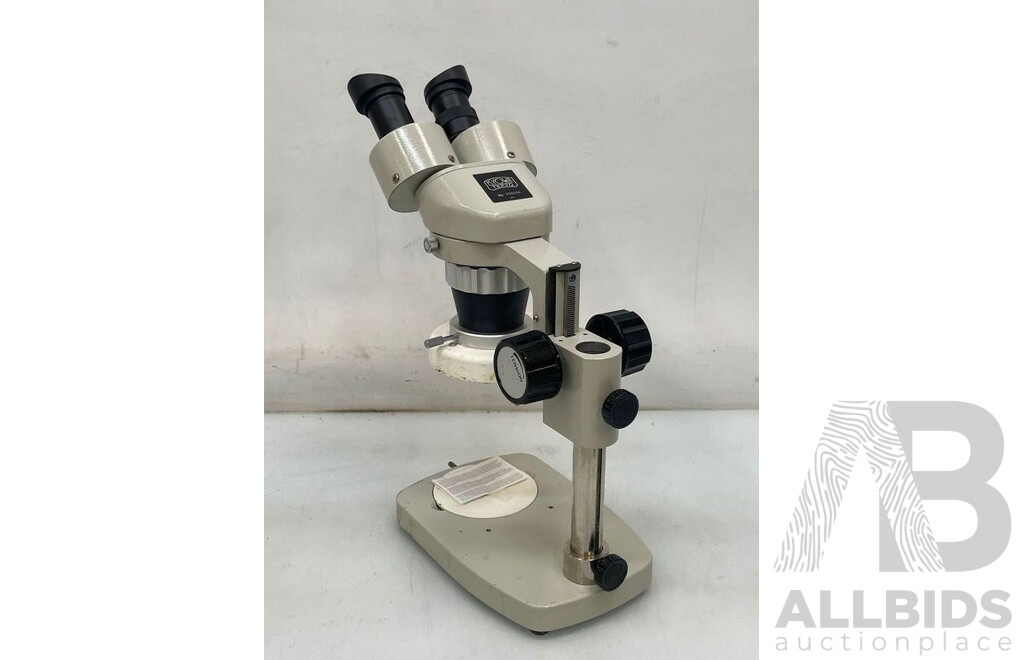 Kyowa Optical Co Microscope