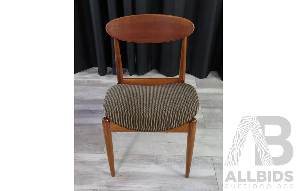 Good Set of Four Parker 107 Dining Chairs