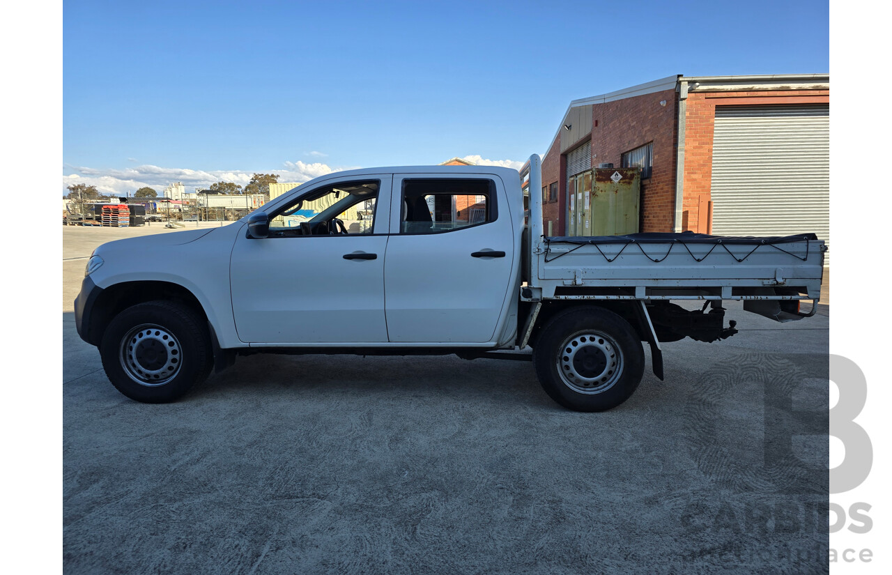 04/2018 Mercedes Benz X-Class X220d Pure 4d Dual Cab Chisana White Turbo Diesel 2.3L