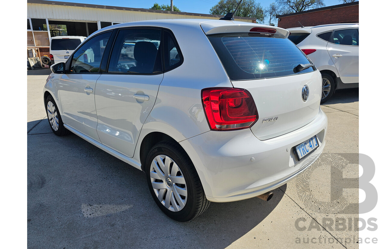 4/2014 Volkswagen Polo Trendline 6R MY14 5d Hatchback White 1.4L