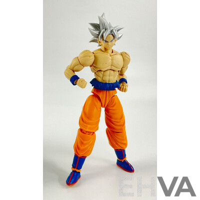 Bandai Dragon Ball Super Son Goku (Ultra Instinct) Plastic Model, Made in Japan