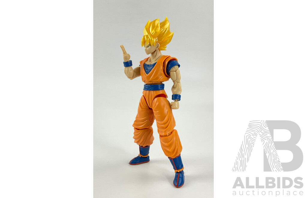 Bandai Dragon Ball Z Super Saiyan Son Goku Plastic Model, Made in Japan